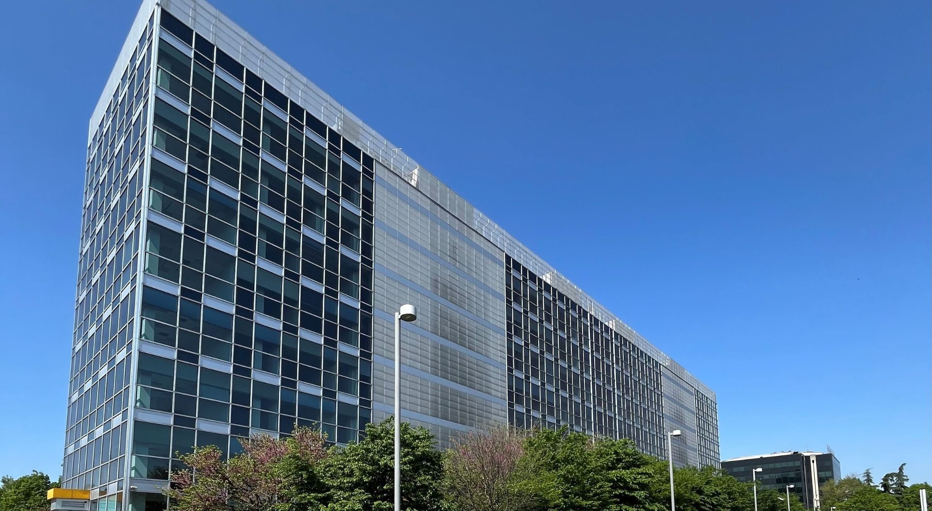 RYZE Advisor Tecnico di AKNO Group nell’acquisizione di due asset direzionali a San Donato Milanese