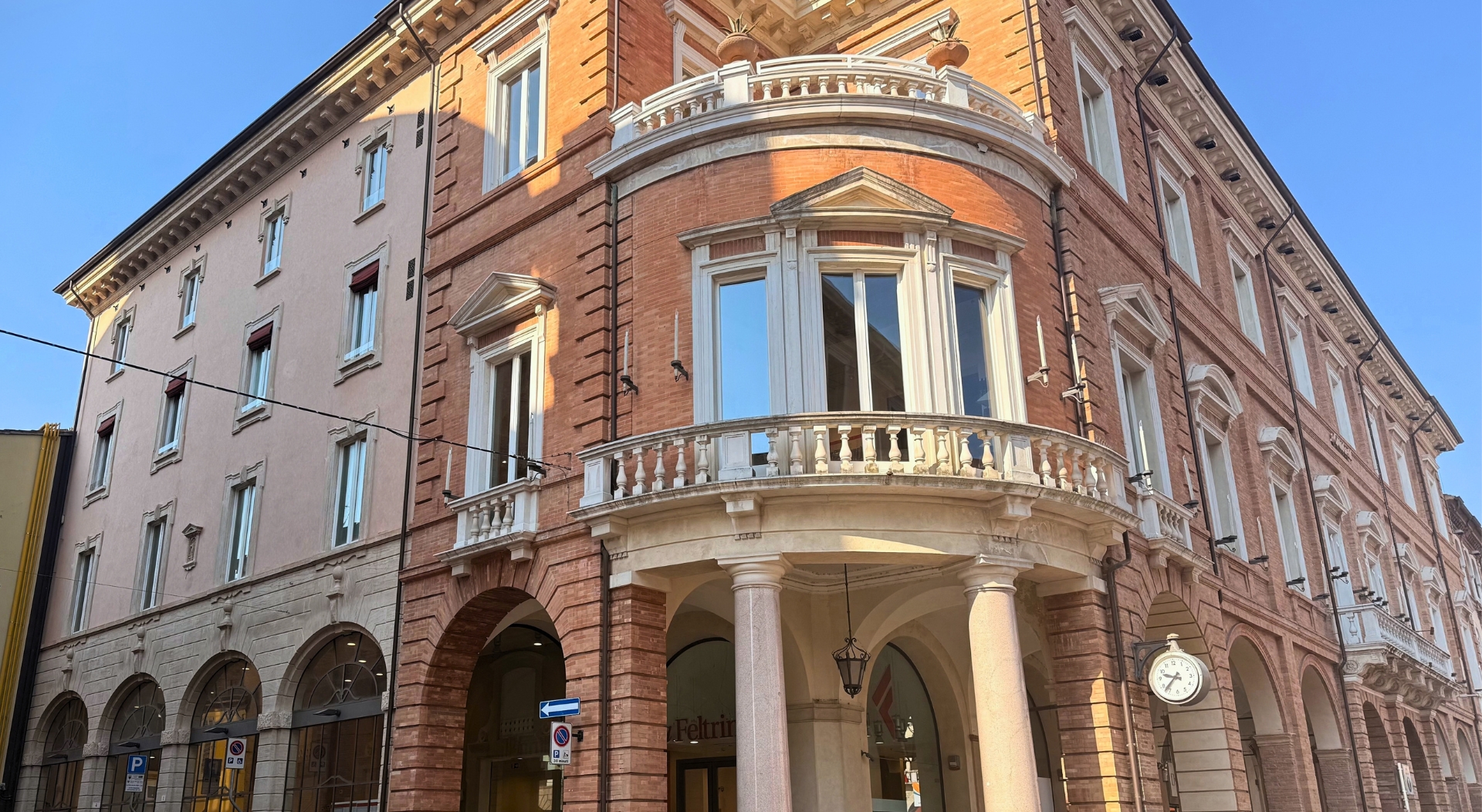 RYZE Technical Advisor and Building Manager to Foncière LFPI Europa for the sale of a property portfolio in Lucca, Forlì and Catania