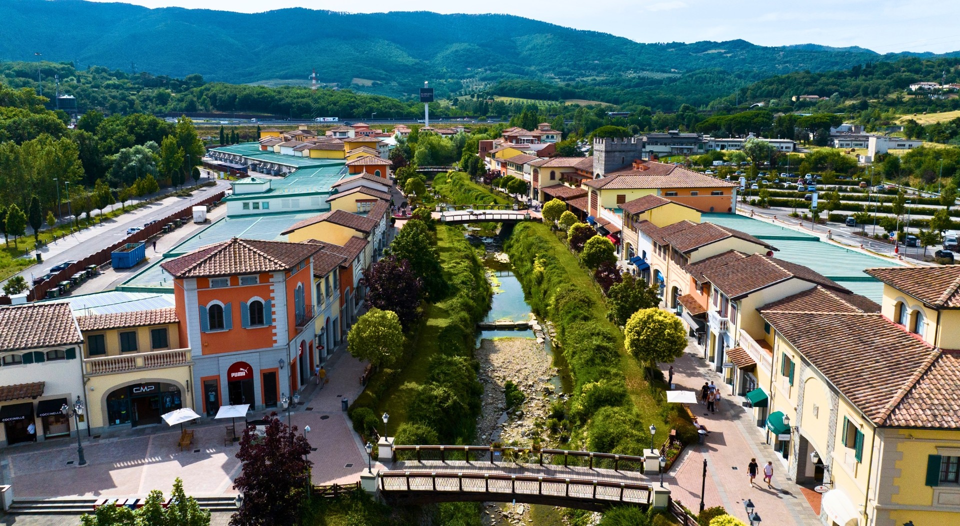 YARD REAAS advisor ESG di BMG BARBERINO Srl per la certificazione BREEAM In-Use Part 2 delle aree comuni del Barberino Outlet in provincia di Firenze